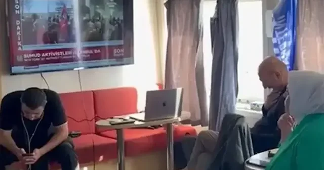 Özgürlük Filosu yolcuları Sumud Filosu nu gemiden takip etti VİDEO İZLE