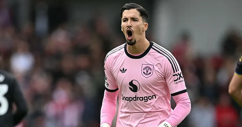 Manchester United kalecisi Altay Bayındır: Sunderland maçını kazanmak zorundayız