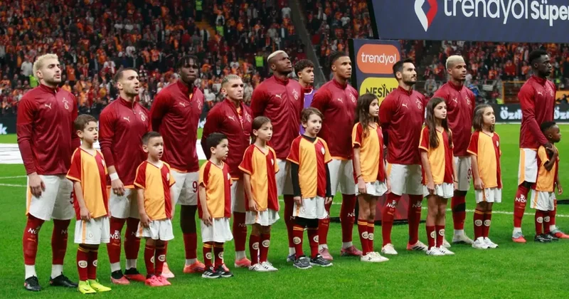 Galatasaray a derbide büyük şok! Takımın bel kemiği sakatlandı