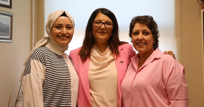 Erken teşhisle yendiği kansere karşı diğer kadınlara destek oluyor Sağlık Haberleri