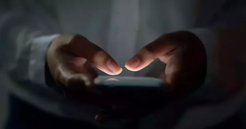 Bakan dan kritik uyarı: Telefon mesajlarıyla gelen büyük vurgun!