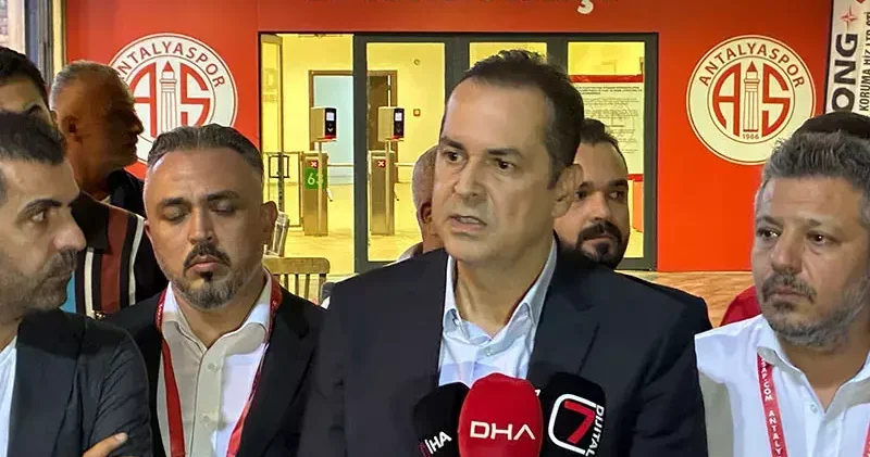 Antalyaspor Başkanı Rıza Perçin: Emre hoca ile devam edeceğiz