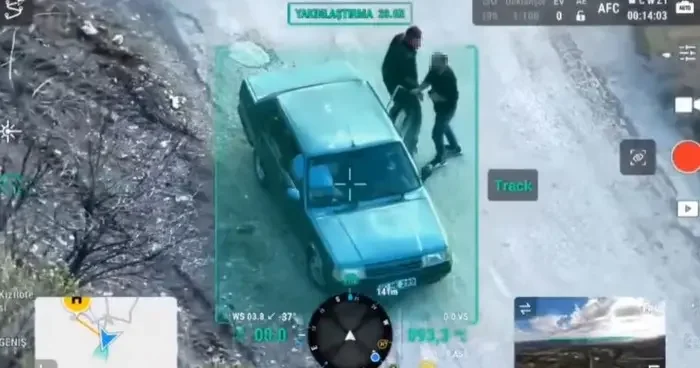 Jandarmayı fark edince, koltuk değişimi yaptılar ama... Dron kamerasını hesaba katmadılar