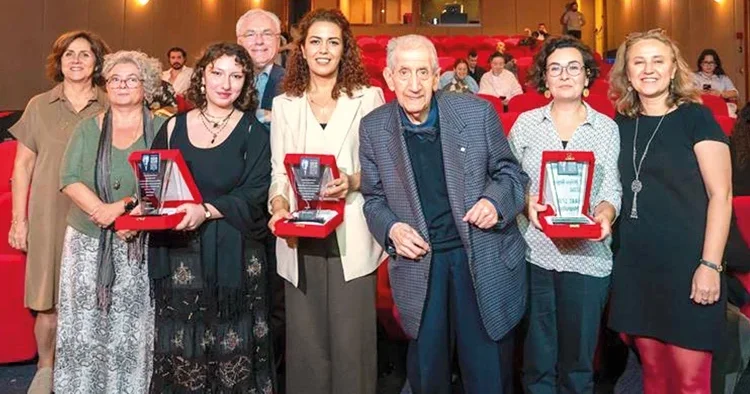 Doğan Hızlan eleştiri ödülleri verildi