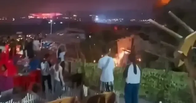 Çin’deki dron gösterisi arıza nedeniyle kaosa dönüştü VİDEO İZLE