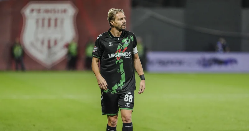 Sakaryaspor da Caner ve Burak a af çıktı! Futbol Haberleri