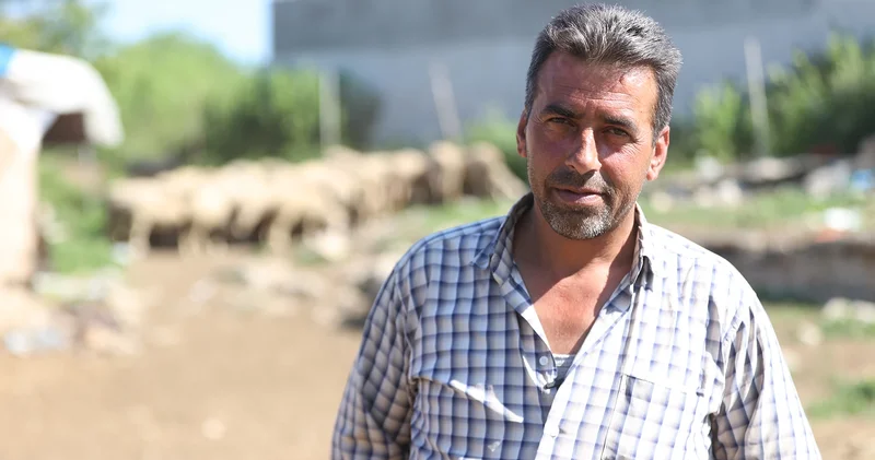 Şehir hayatından sıkılıp köyüne döndü, devlet desteğiyle sürü sahibi oldu