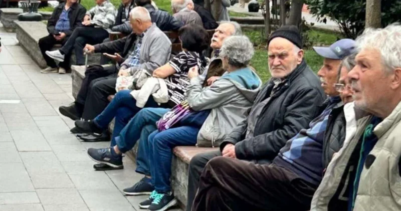 Emekliye bedava oldu: Kimliğini gösteren para ödemeyecek