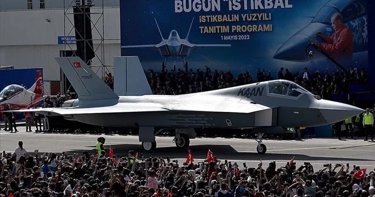 İspanya dan ABD yi rahatsız eden karar: Rotayı KAAN a çevirdiler