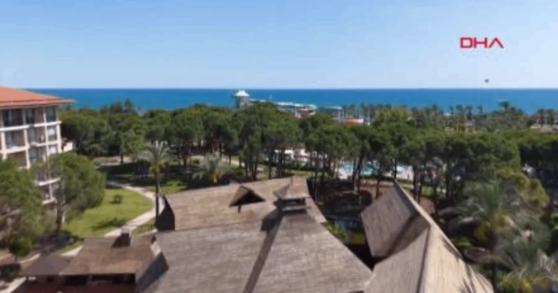 Turizmde iki bayram; Antalya daki oteller yüzde 100 dolu Sözcü Gazetesi