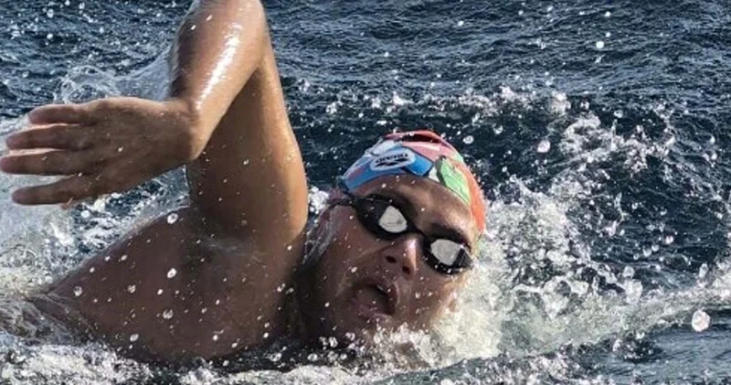 Ultra maraton yüzücüsü Tuna, Manş Denizi ni geçen ilk otizmli birey olmak için yola çıkıyor