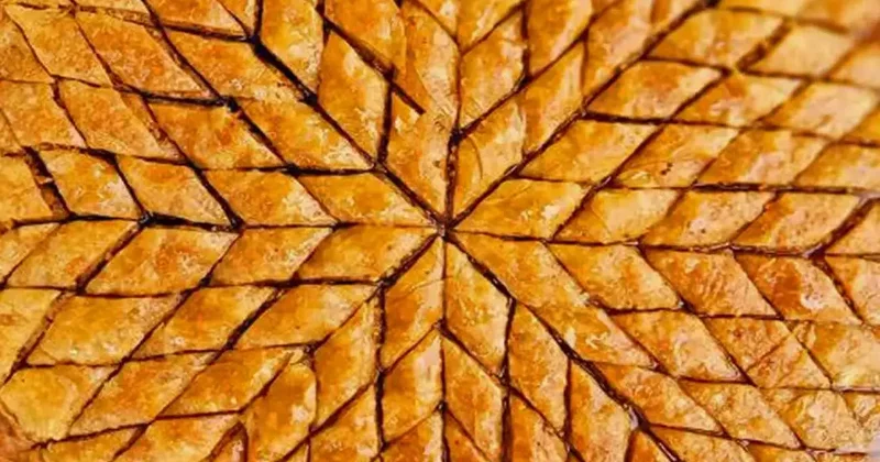 Ağızda dağılan kolay baklava tarifi: 1 tepsilik tam ölçü