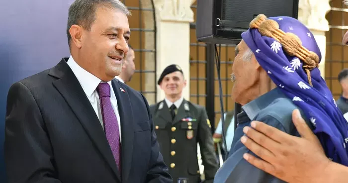 Şanlıurfa Valisi Hasan Şıldak ın ev sahipliğinde bayramlaşma töreni yapıldı