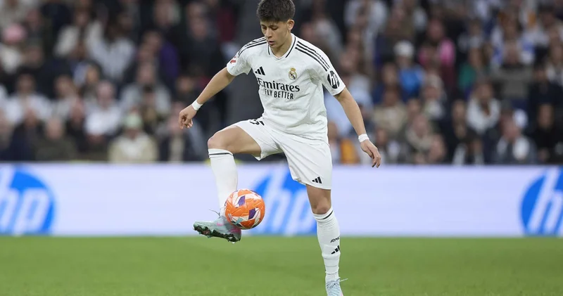 Real Madrid e 3 Arda Güler birden!