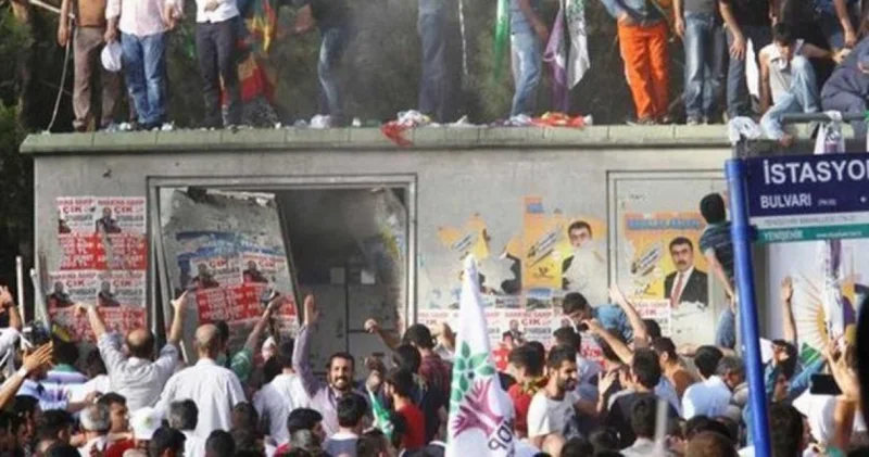 2015 te HDP mitingine yönelik IŞİD saldırısında hayatını kaybedenler anıldı
