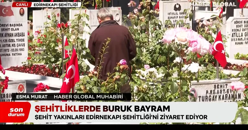 Şehitliklerde buruk bayram