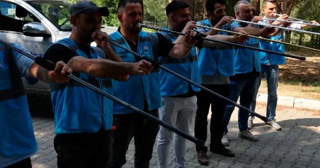 Bursa da tüf tüflü ‘kurban yakalama timi’ kaçan kurbanlıklara geçit vermeyecek VİDEO İZLE