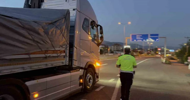 Yasak olmasına rağmen yola çıktı, cezayı yedi Düzce Haberleri