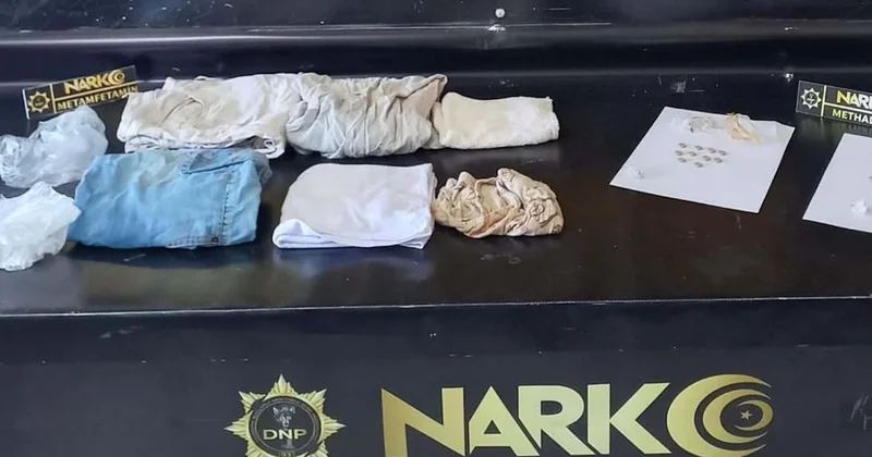 Havalimanında İranlı yolcunun midesinden çıkanlara polisler inanamadı Sözcü Gazetesi