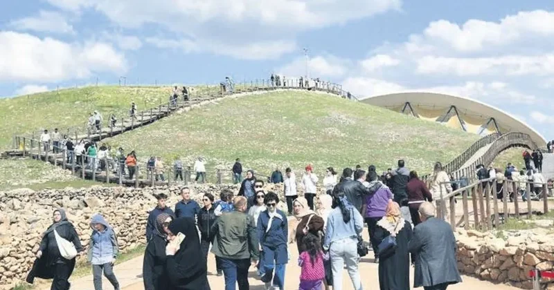 Göbeklitepe’ye ziyaretçi akını