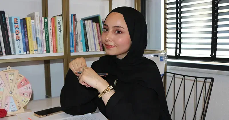 Disleksi hastası Dilara, kendisi gibi çocuklara umut oluyor