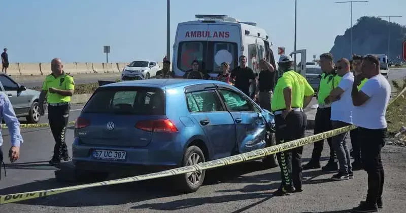 Otomobil ile motosiklet çarpıştı: 2 ölü