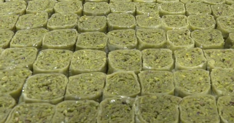 Tatlıcı zam yapmadı 10 ton tatlı sattı!