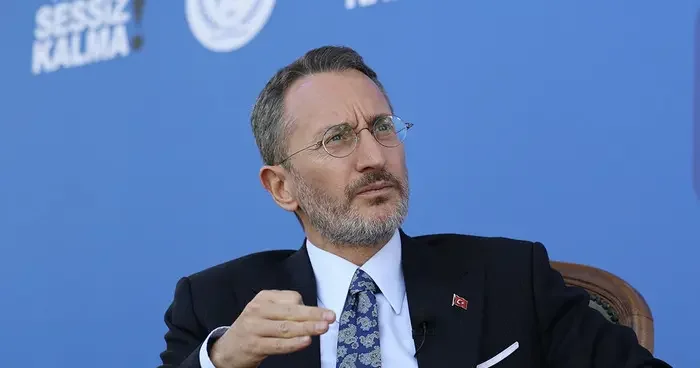 Fahrettin Altun’dan Özgür Özel’e tepki: ‘Demeseydiniz keşke, gülünç olmuş’