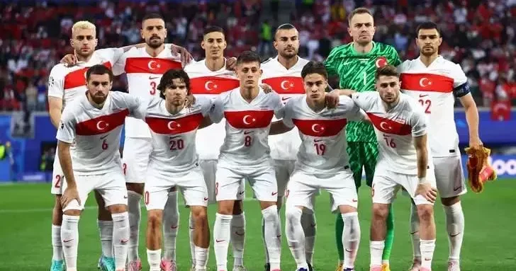 İki Türk yıldız dünyayı sallıyor! En değerli 35 oyuncu arasında gösterdiler