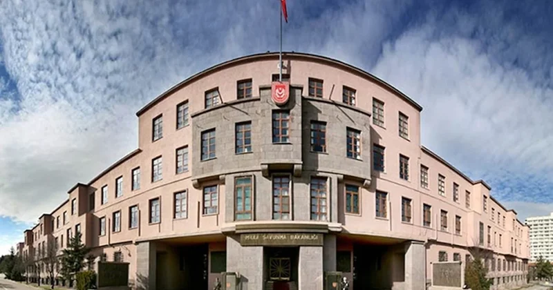 Yunanistan ın hediye ettiği harita ortalığı karıştırdı: MSB de sert tepki geldi Sözcü Gazetesi