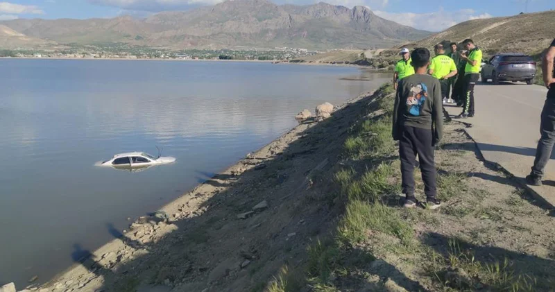 Van da virajı alamayan araç göle uçtu: 2 kişi yaralandı