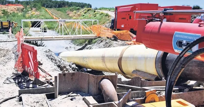 Avrupa enerji arz güvenliği için kritik adım: Tuna Nehri’ne 1815 metre boru döşedi