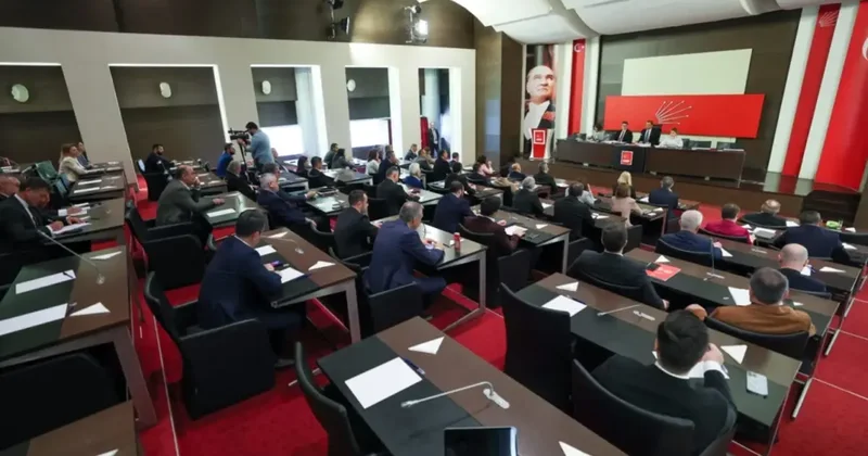 3 belediye başkanının gözaltına alınması sonrası Özgür Özel, MYK yi topluyor