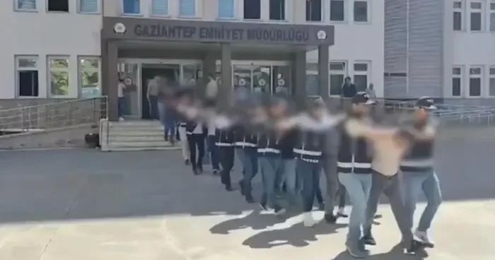 Gaziantep merkezli 6 ilde yapılan joker operasyonunda yakalanan 40 şüpheli tutuklandı