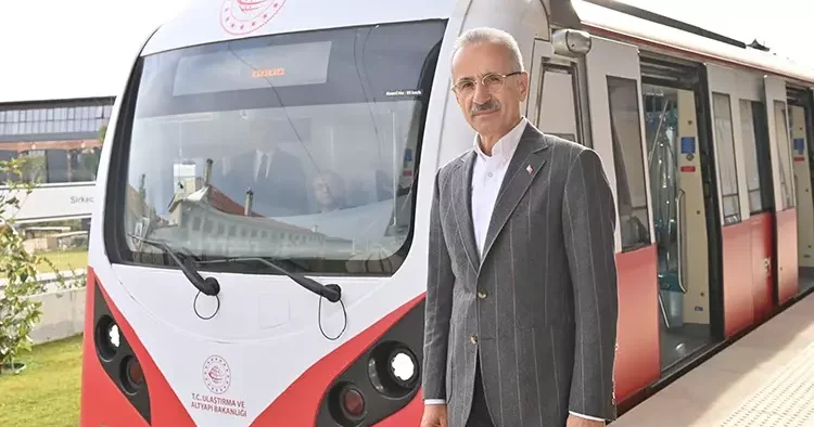 Ankara ya yeni metro müjdesi... Bakan Uraloğlu: Esenboğa Metrosu nun yeni projesinde sona yaklaşıldı