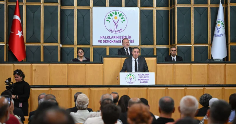 DEM Parti den PKK nın silahla bırakma adımı ile ilgili açıklama