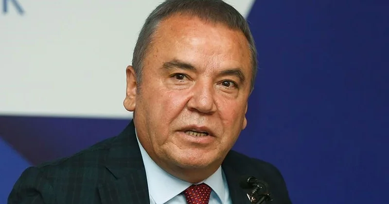 Antalya Büyükşehir Belediye Başkanı Muhittin Böcek hakkında gözaltı kararı verildi
