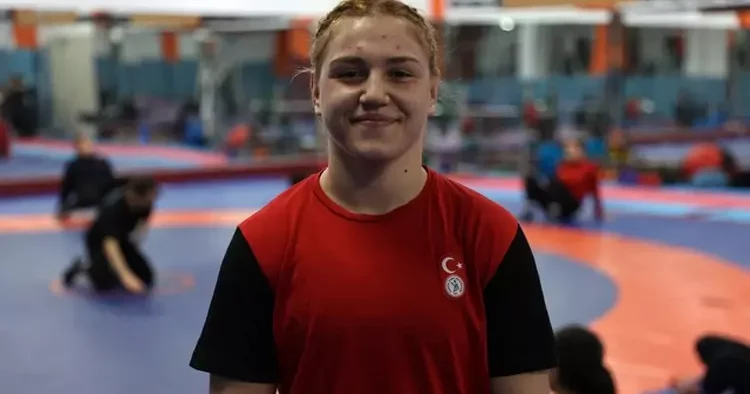 U20 Avrupa Güreş Şampiyonası’nda Beyzanur Akkuş’tan altın madalya!
