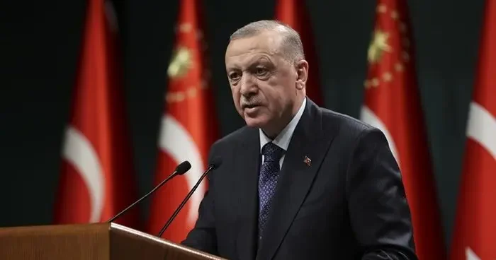 Cumhurbaşkanı Erdoğan: İstanbul’un ne halde olduğu ortada, her yerden çok ciddi pis kokular geliyor