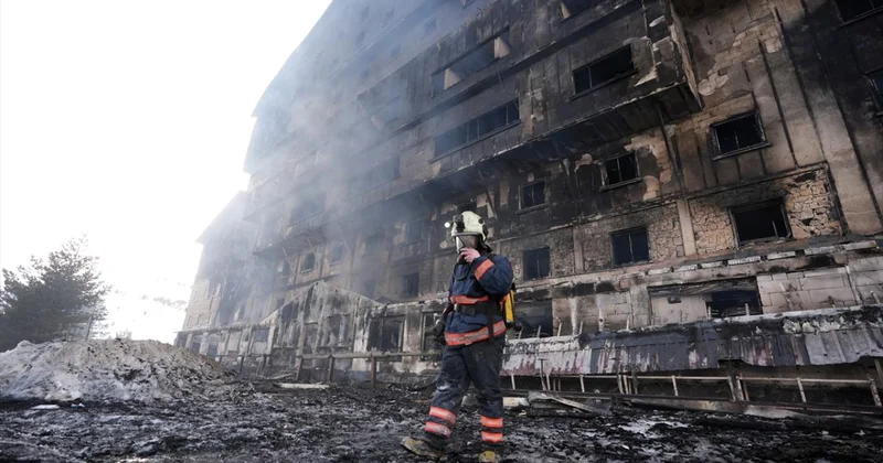Kartalkaya daki otel yangını davasında 32 sanık hakim karşısına çıkacak