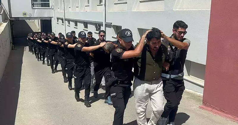 Adana da ele geçirilen 825 kilo eroin soruşturmasında 16 tutuklama