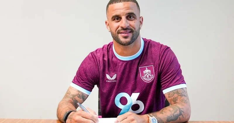 Kyle Walker imzayı attı! 2 yıllık anlaşma Sözcü Gazetesi