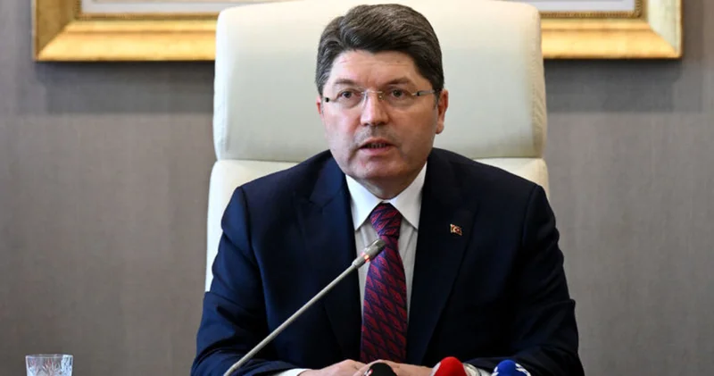 Adalet Bakanı Yılmaz Tunç tan belediyelere yolsuzluk operasyonuna ilişkin açıklama