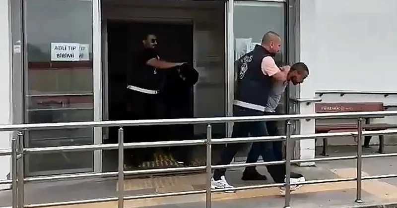 Katliama gidiyordu! Adana sıcağında mont giyince polise yakalandı