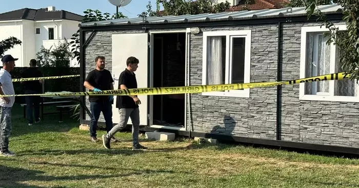 Yer: Sakarya! Prefabrik evde başından silahla vurulmuş halde bulundu