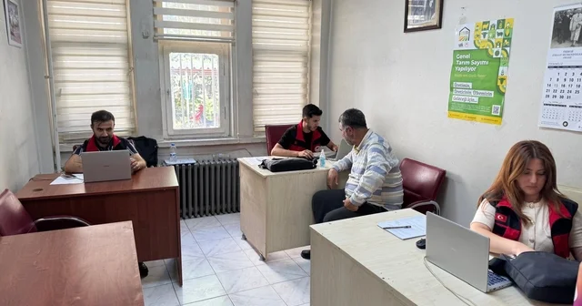 Şanlıurfa da tarım sayımı için kurulan büroda çalışmalar devam ediyor Şanlıurfa Haberleri