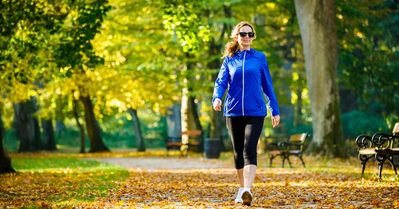 Güne zinde ve fit başlayın: Sabah saatlerinde yürüyüş yapmak daha fazla kalori yakmanızı sağlar mı?