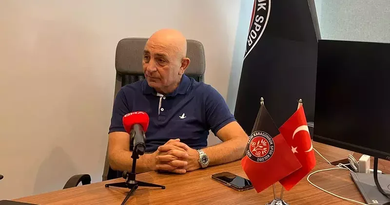 Süleyman Hurma: Türk futbolu uçurumdan atıldı, kaç parçaya ayrılacağı belirsiz