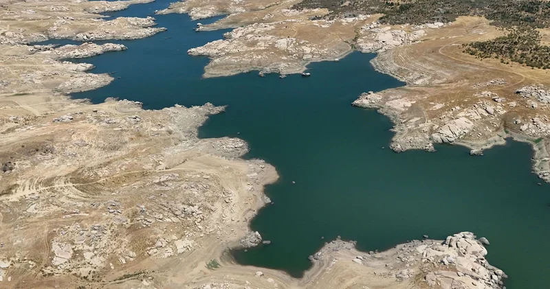 Tehlike çanları çalıyor! Bir kentin içme suyu kaynağında su seviyesi yüzde 8 e düştü