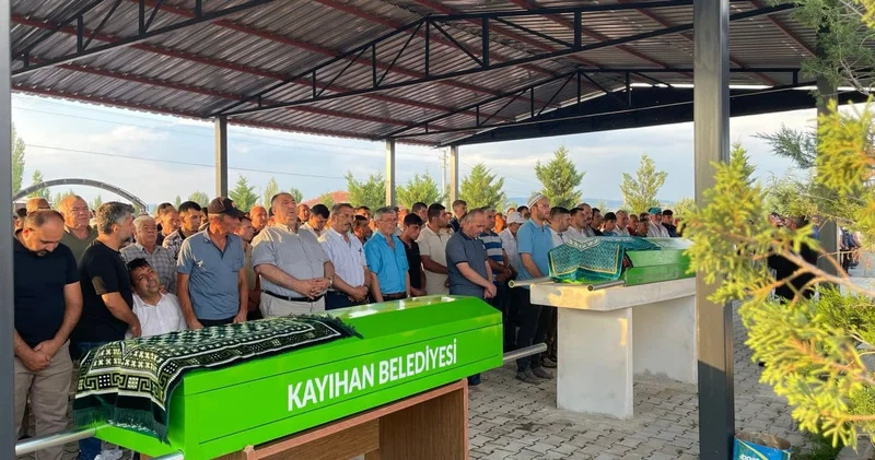İki çocuk gölette can verdi! Bataklığa battılar